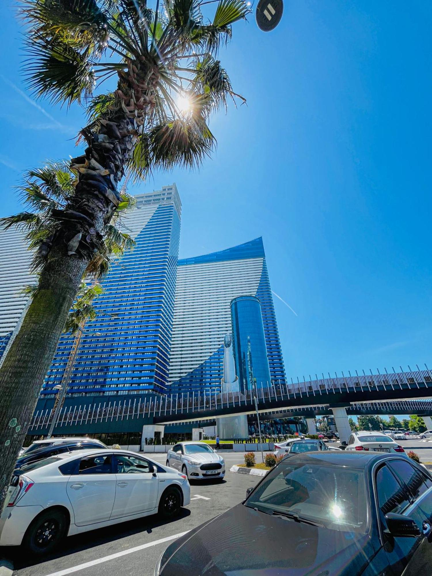 Luxury Batumi Hotel Экстерьер фото