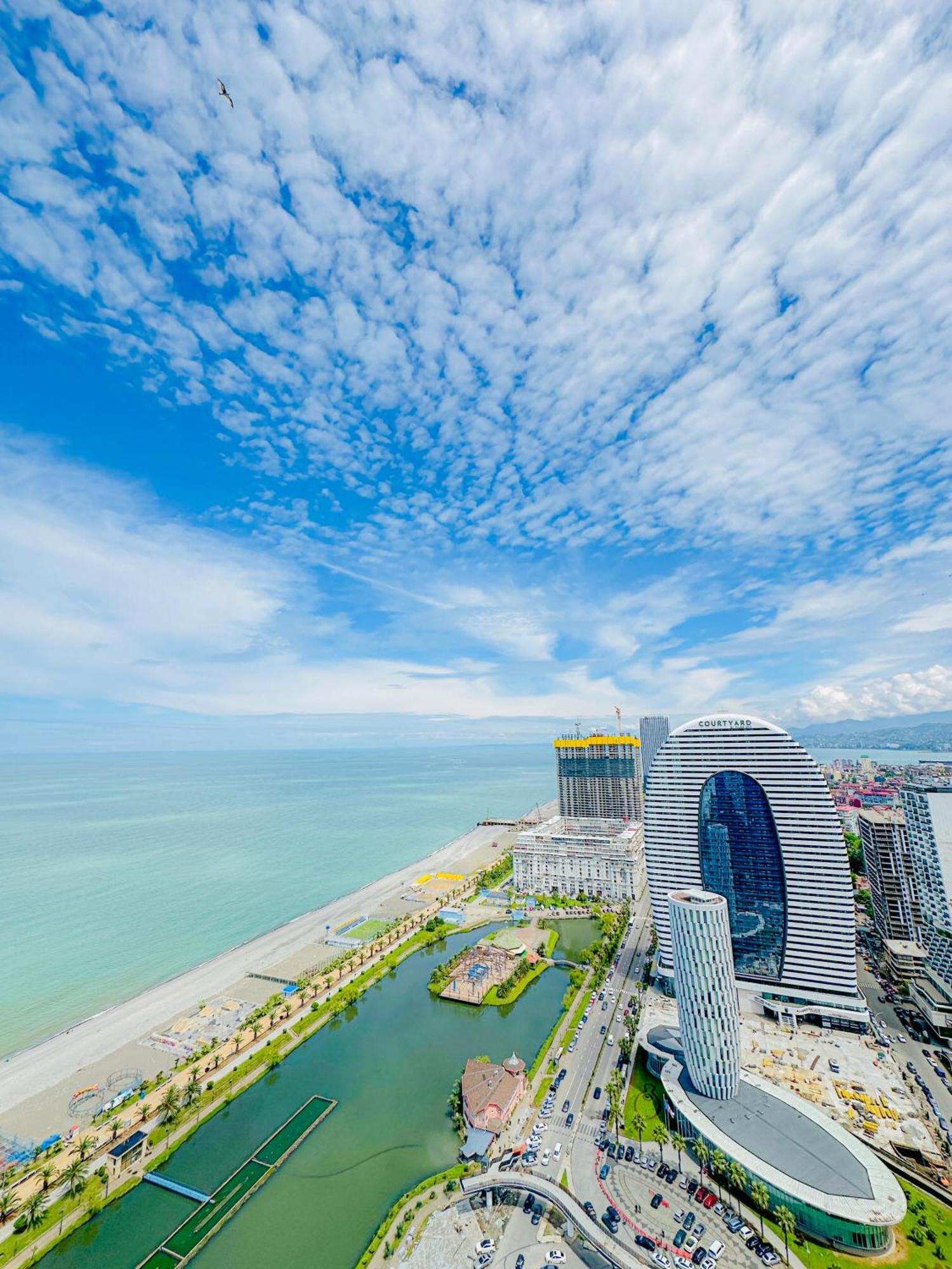 Luxury Batumi Hotel Экстерьер фото
